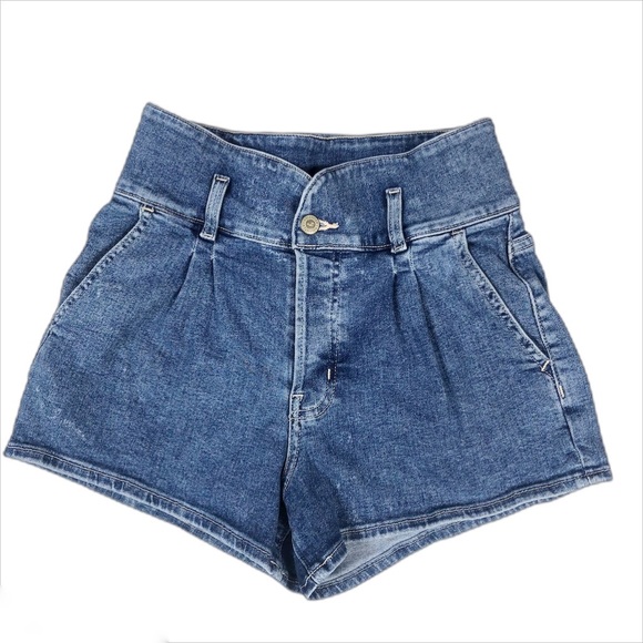 hollister ultra high rise mom shorts